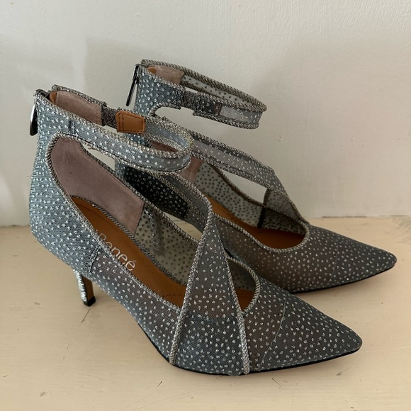 J. Renee Charmion Ankle Strap Pointed Toe Pump - Picture 4 of 8